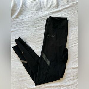 Soar Leggings in Size L